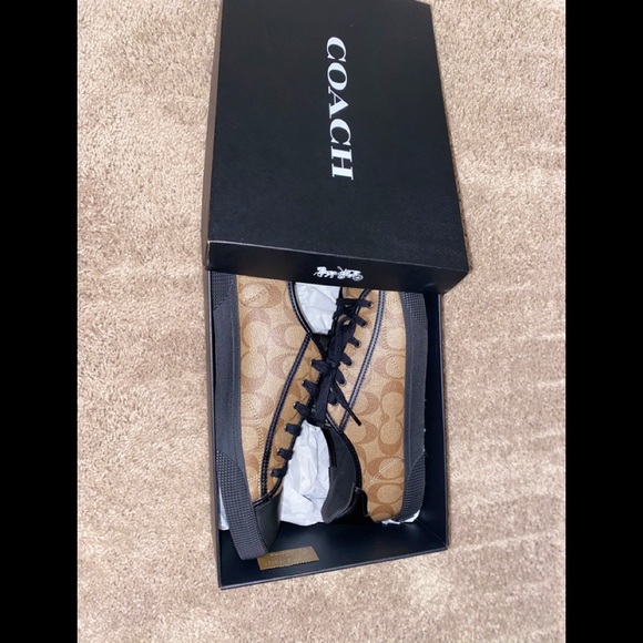 COACH LOW TOP SNEAKER - Picture 1 of 11